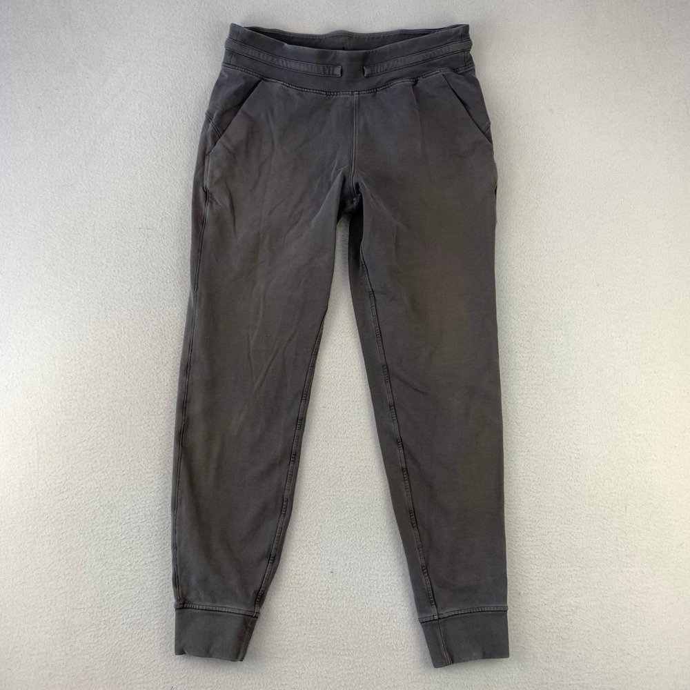 Lululemon On The Fly Jogger Women 8 Gray Luxtreme 7/8 Length Sweatpants Cozy